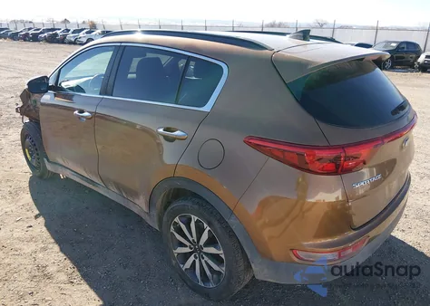 2018 Kia Sportage Ex z USA, uszkodzony, nr VIN KNDPNCAC0J7365555
